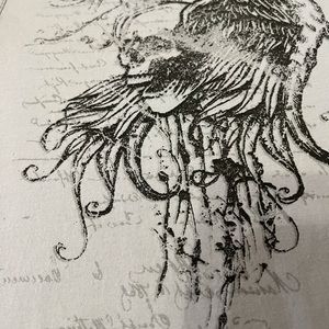 Stranded ™️ screaming skull graphic polo shirt, EUC